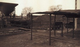 "Punkt nawęglania parowozów", Kutno, 1986. Fot. M. Moczulski. Numer inwentarzowy:...